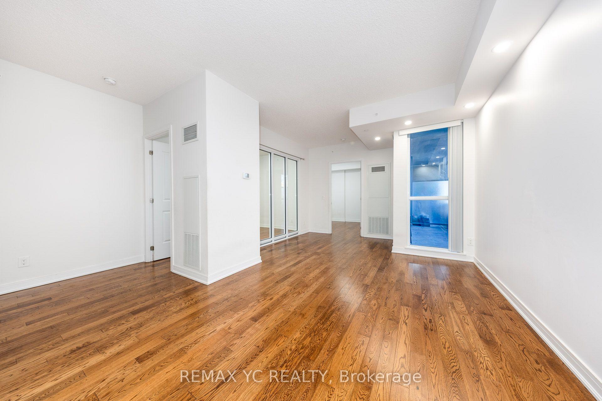 Photo 10 of Unit 201, 9191 Yonge Street, Richmond Hill, Langstaff — HOMEH