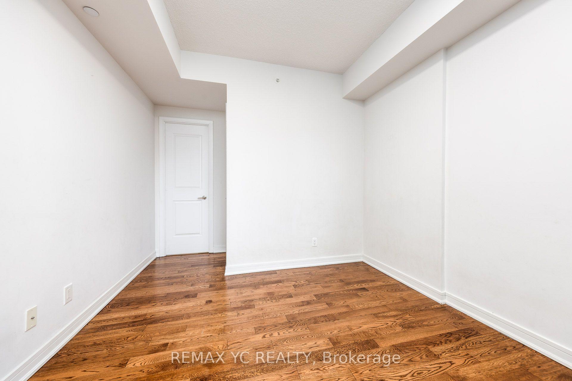 Photo 14 of Unit 201, 9191 Yonge Street, Richmond Hill, Langstaff — HOMEH