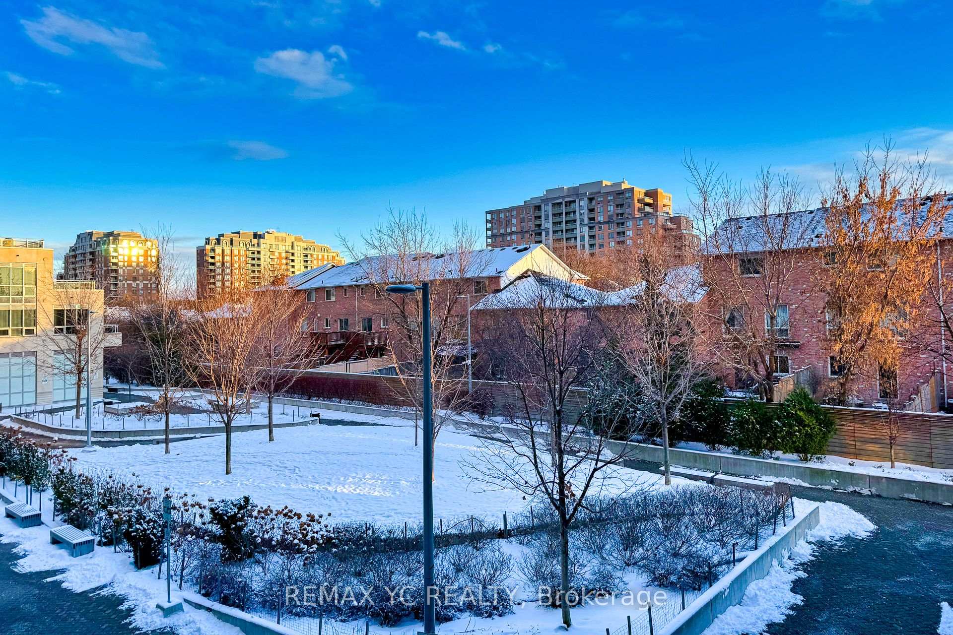 Photo 21 of Unit 201, 9191 Yonge Street, Richmond Hill, Langstaff — HOMEH