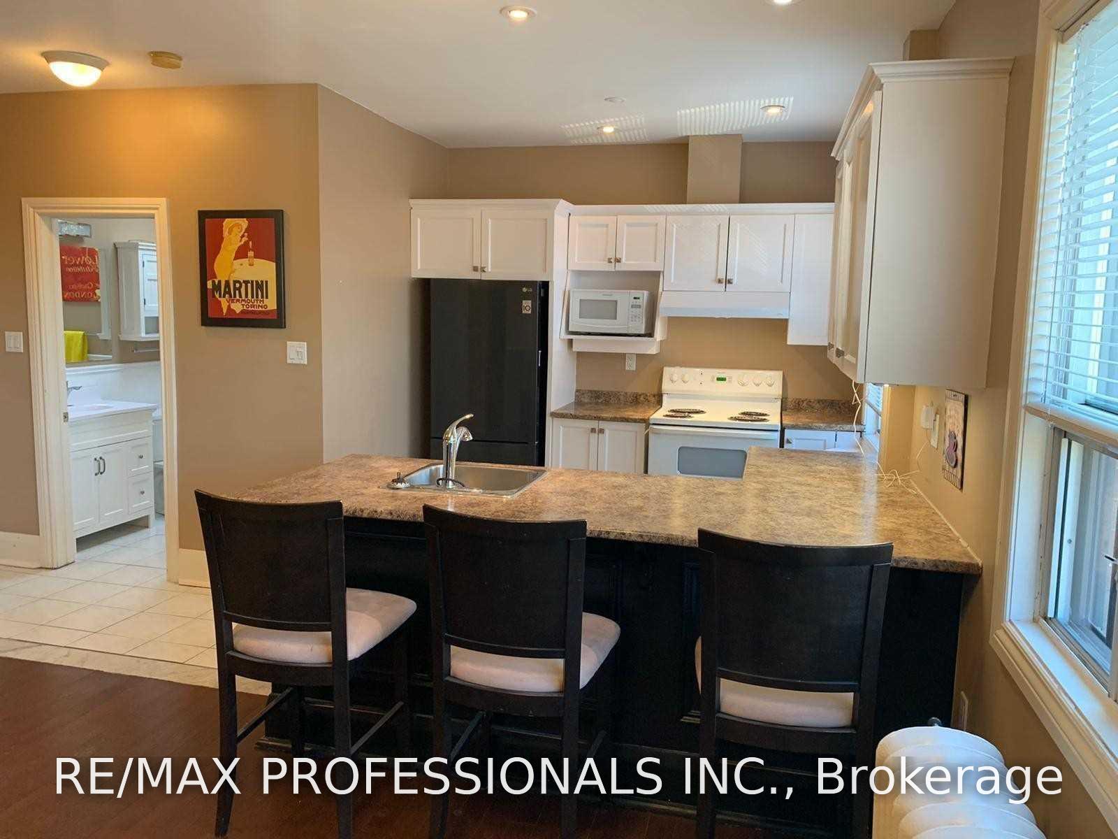 Photo 4 of Unit 3, 1 Primrose Avenue, Etobicoke, Mimico — HOMEH