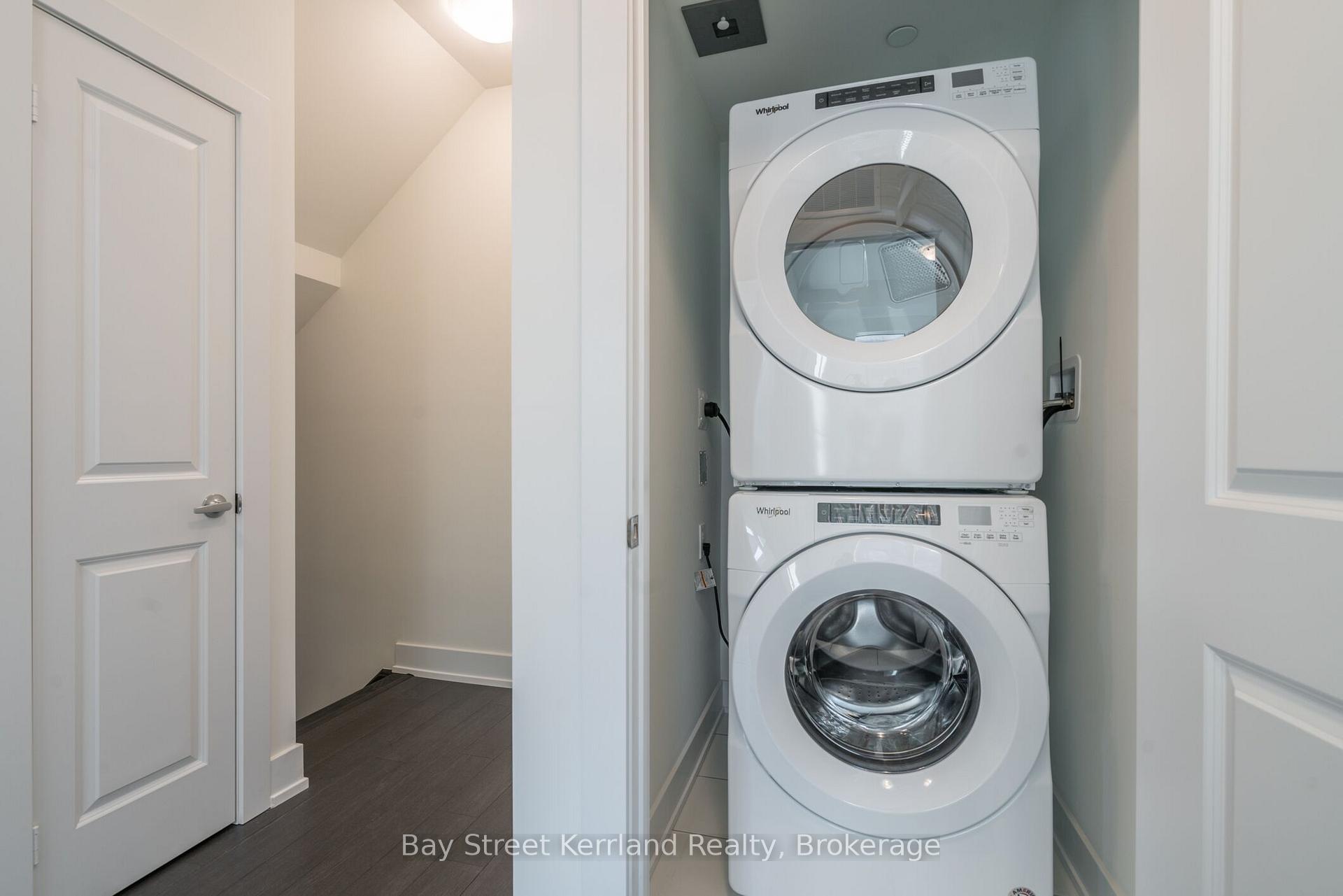 Photo 11 of Unit 5, 52 Holmes Avenue W, North York, Willowdale East — HOMEH