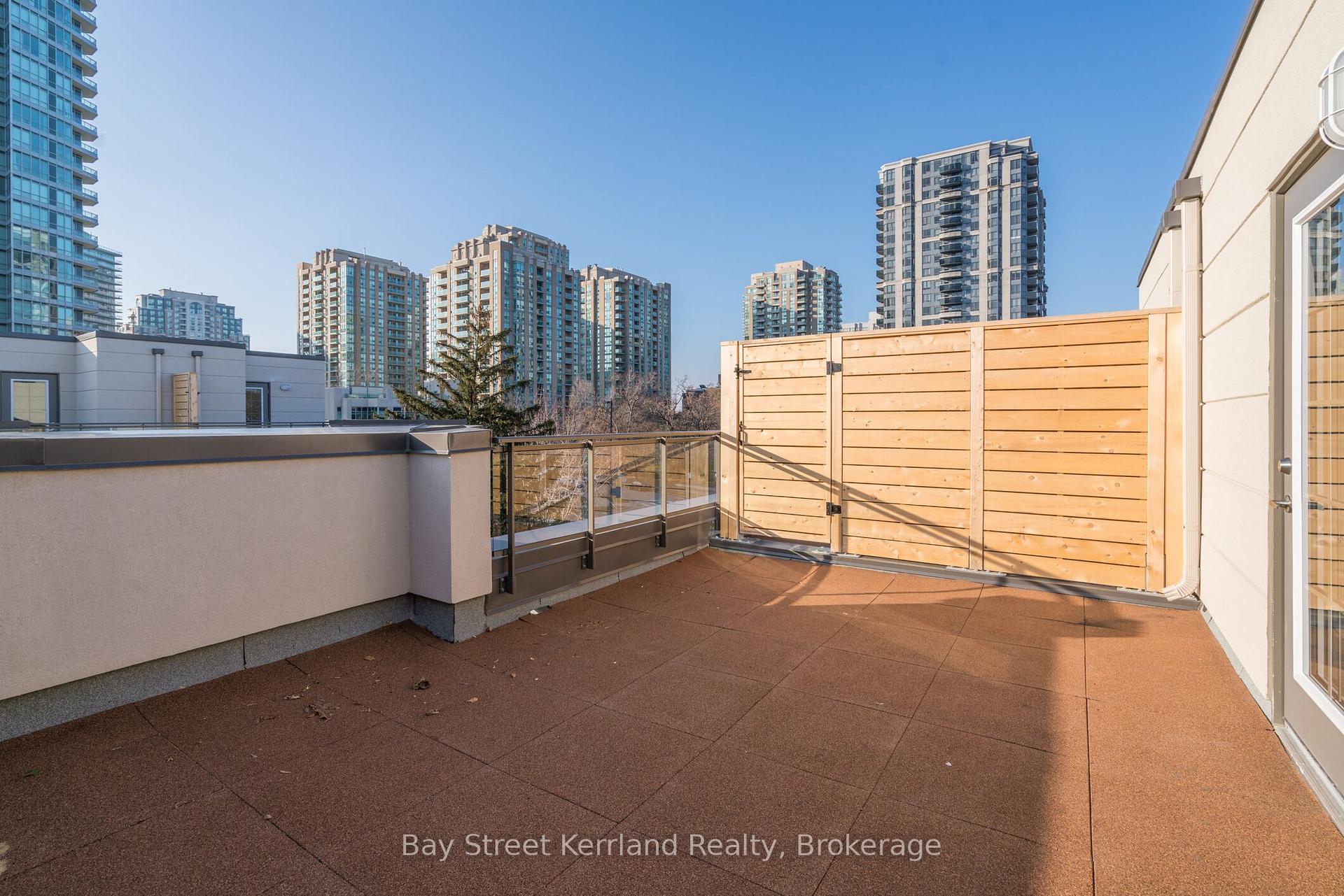 Photo 13 of Unit 5, 52 Holmes Avenue W, North York, Willowdale East — HOMEH