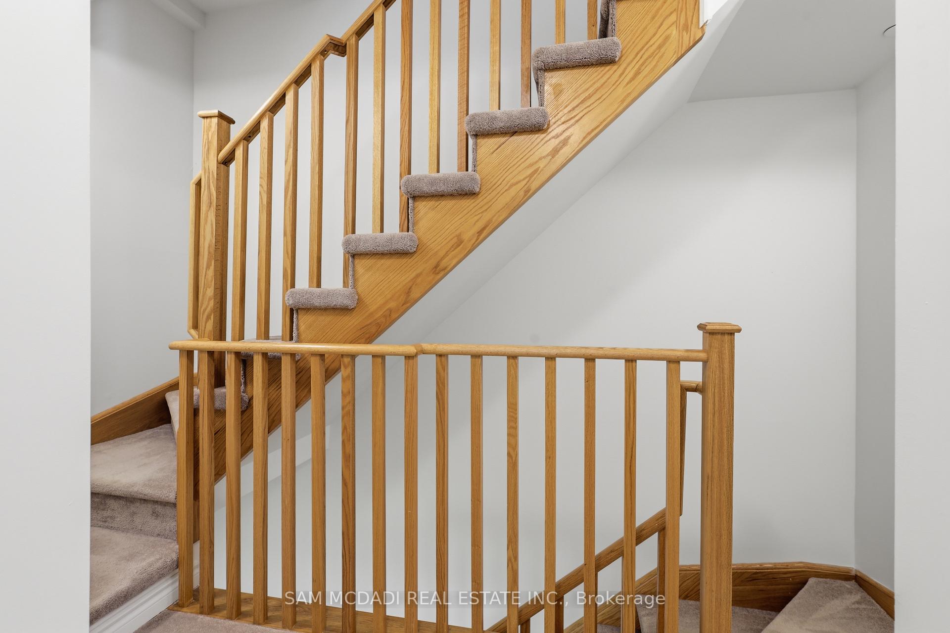 Photo 16 of Unit 6, 2285 Mcnab Lane, Mississauga, Clarkson — HOMEH
