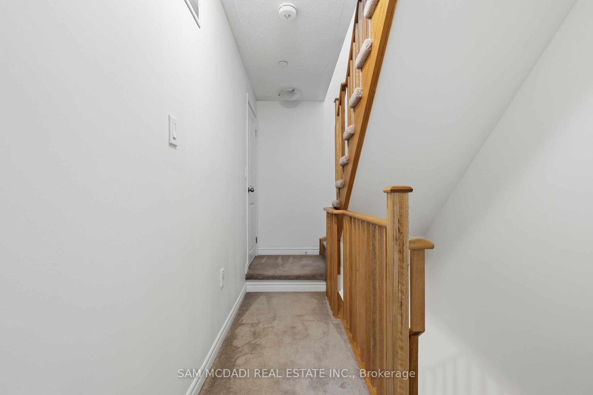 Photo 25 of Unit 6, 2285 Mcnab Lane, Mississauga, Clarkson — HOMEH