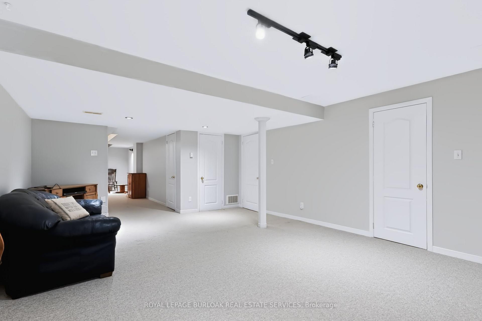 Photo 25 of Unit 11, 5151 Upper Middle Road, Burlington, Orchard — HOMEH