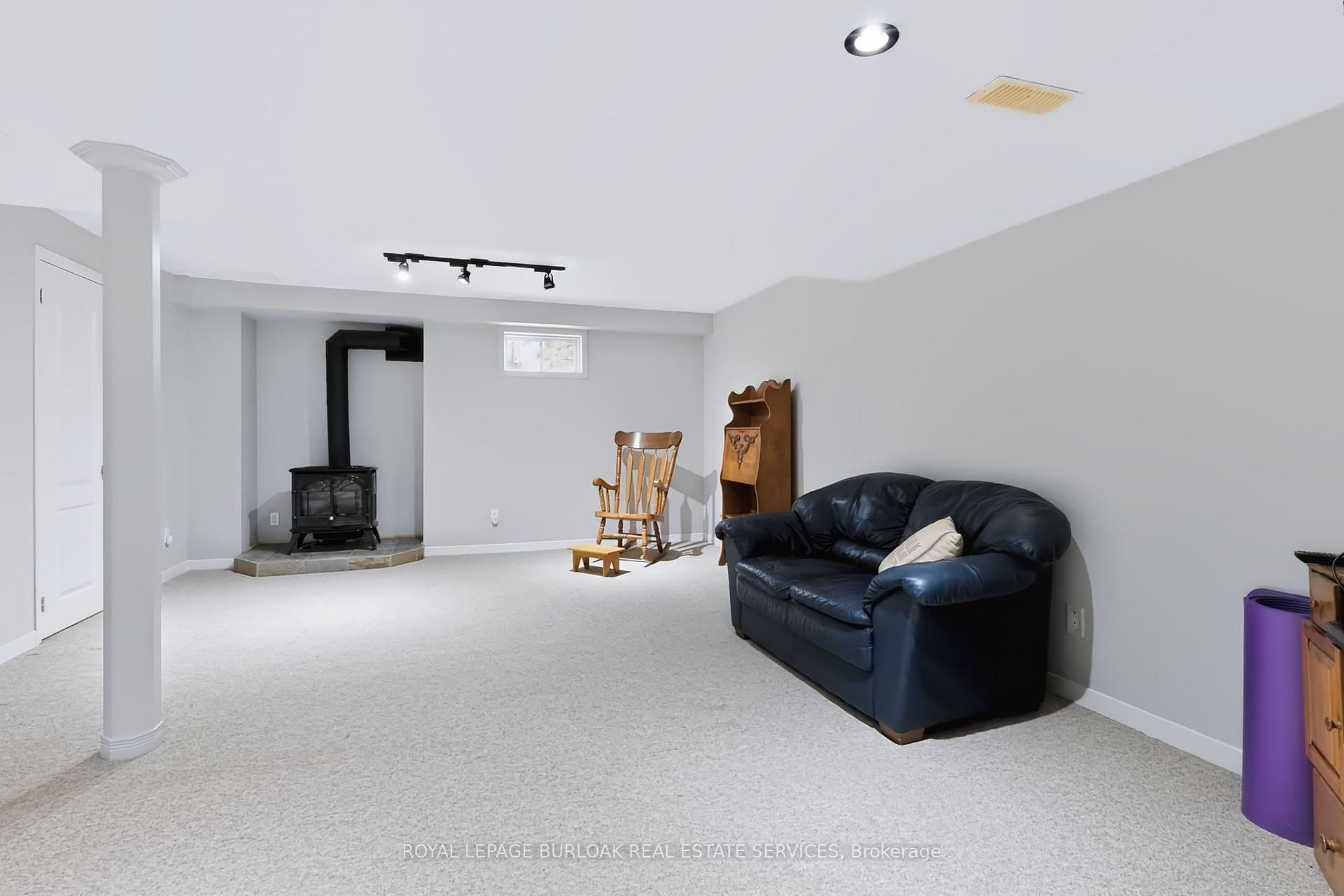 Photo 26 of Unit 11, 5151 Upper Middle Road, Burlington, Orchard — HOMEH