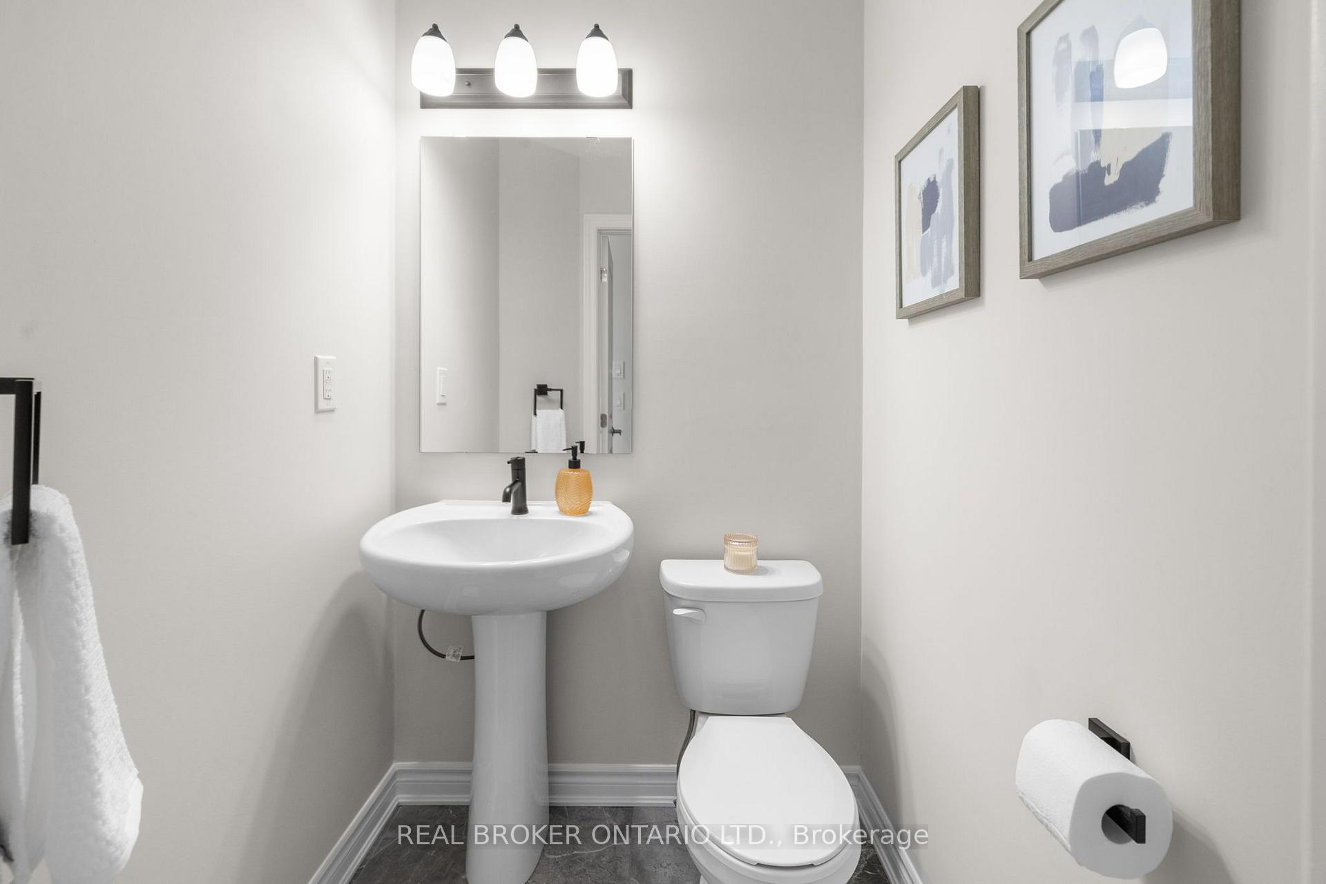 Photo 14 of 300 Livery Street, Ottawa, Kanata - Emerald Meadows/Trailwest — HOMEH