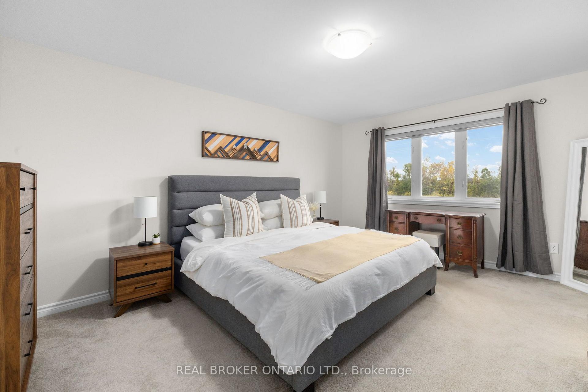 Photo 16 of 300 Livery Street, Ottawa, Kanata - Emerald Meadows/Trailwest — HOMEH