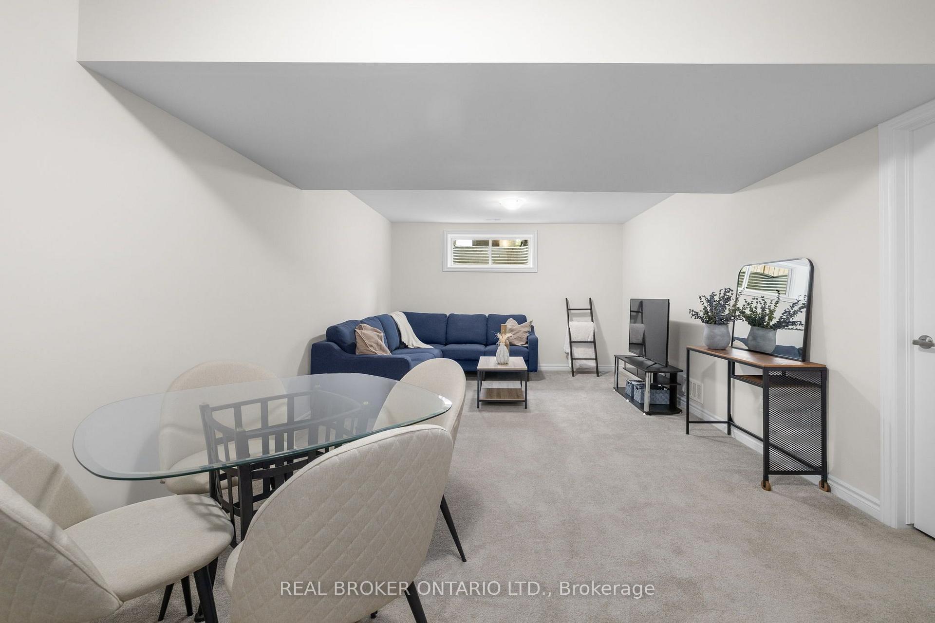 Photo 24 of 300 Livery Street, Ottawa, Kanata - Emerald Meadows/Trailwest — HOMEH