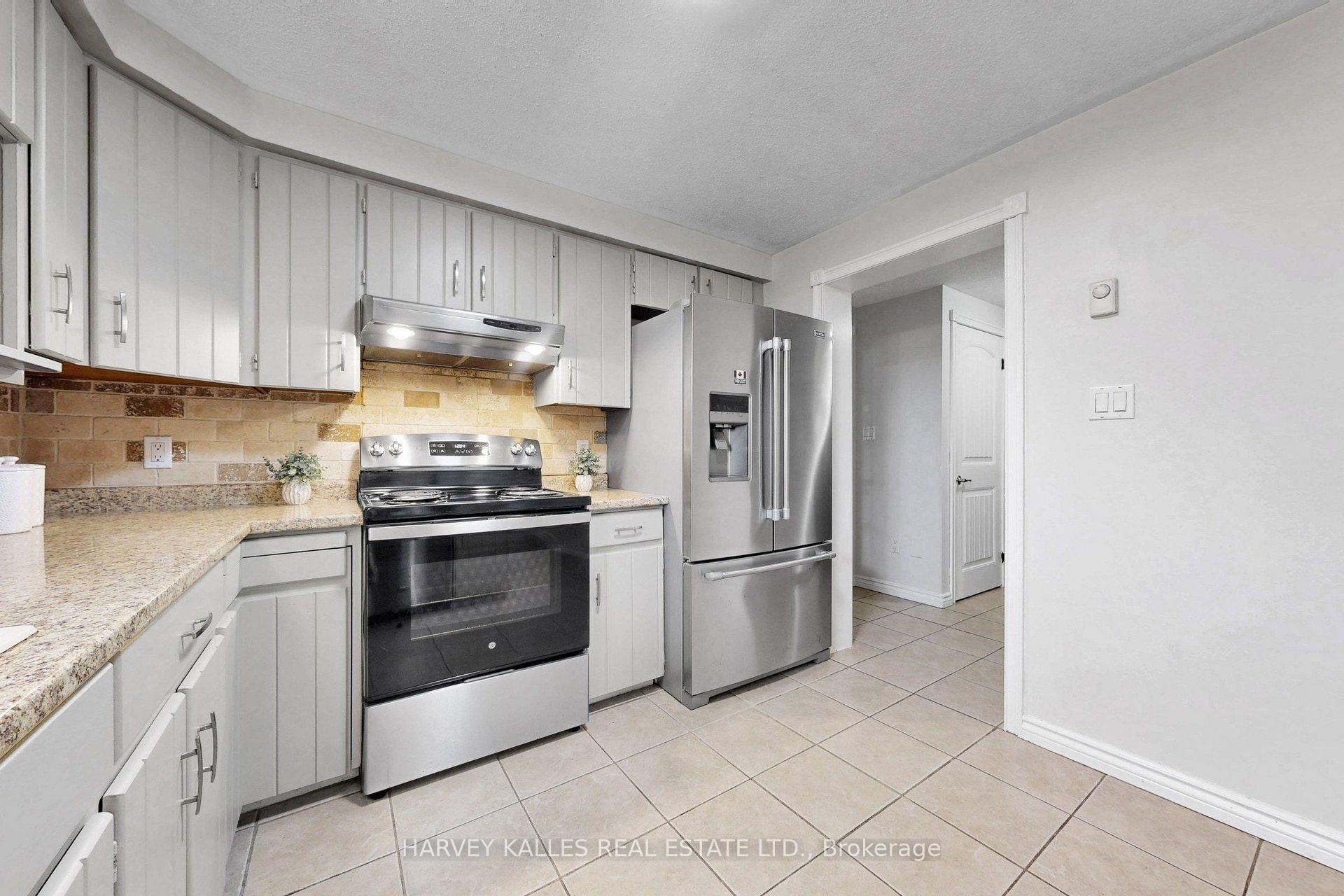 Photo 10 of 3327 Simcoe County 50 Road, Adjala-Tosorontio, Loretto — HOMEH