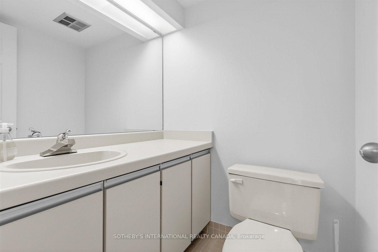 Photo 8 of Unit PH6, 360 Bloor Street E, Toronto, Rosedale-Moore Park — HOMEH