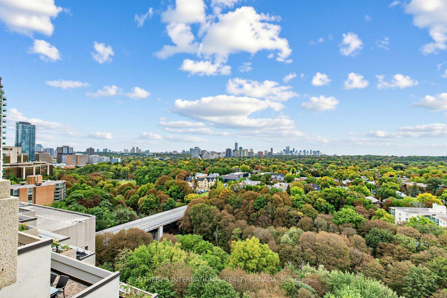 Photo 12 of Unit PH6, 360 Bloor Street E, Toronto, Rosedale-Moore Park — HOMEH