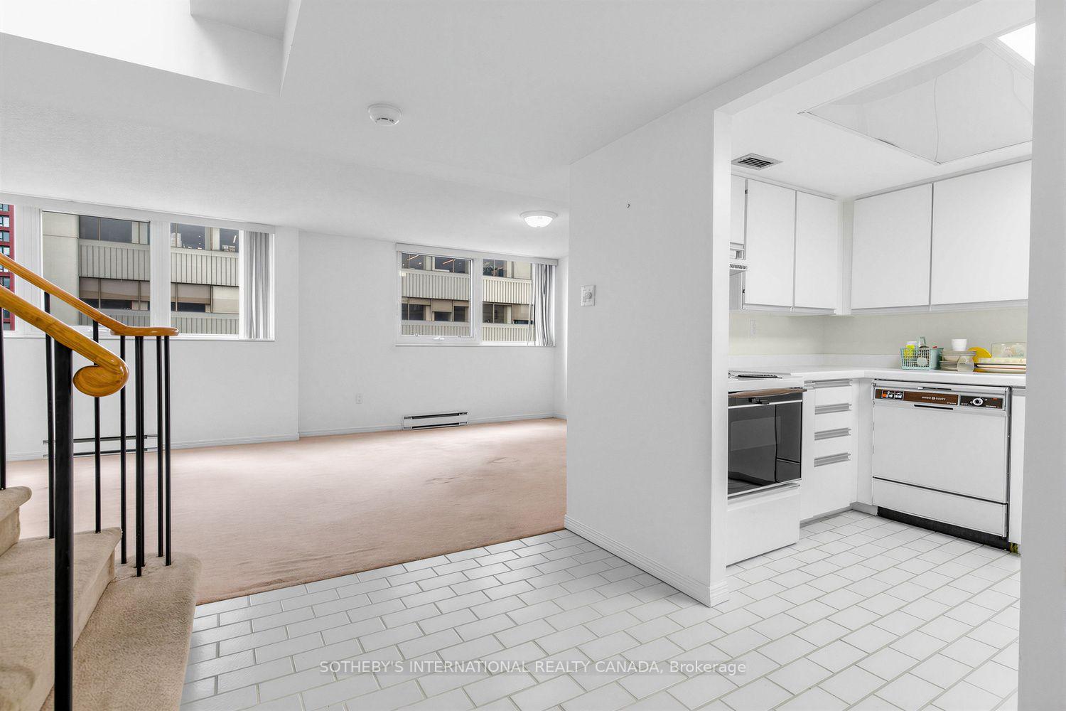 Photo 16 of Unit PH6, 360 Bloor Street E, Toronto, Rosedale-Moore Park — HOMEH