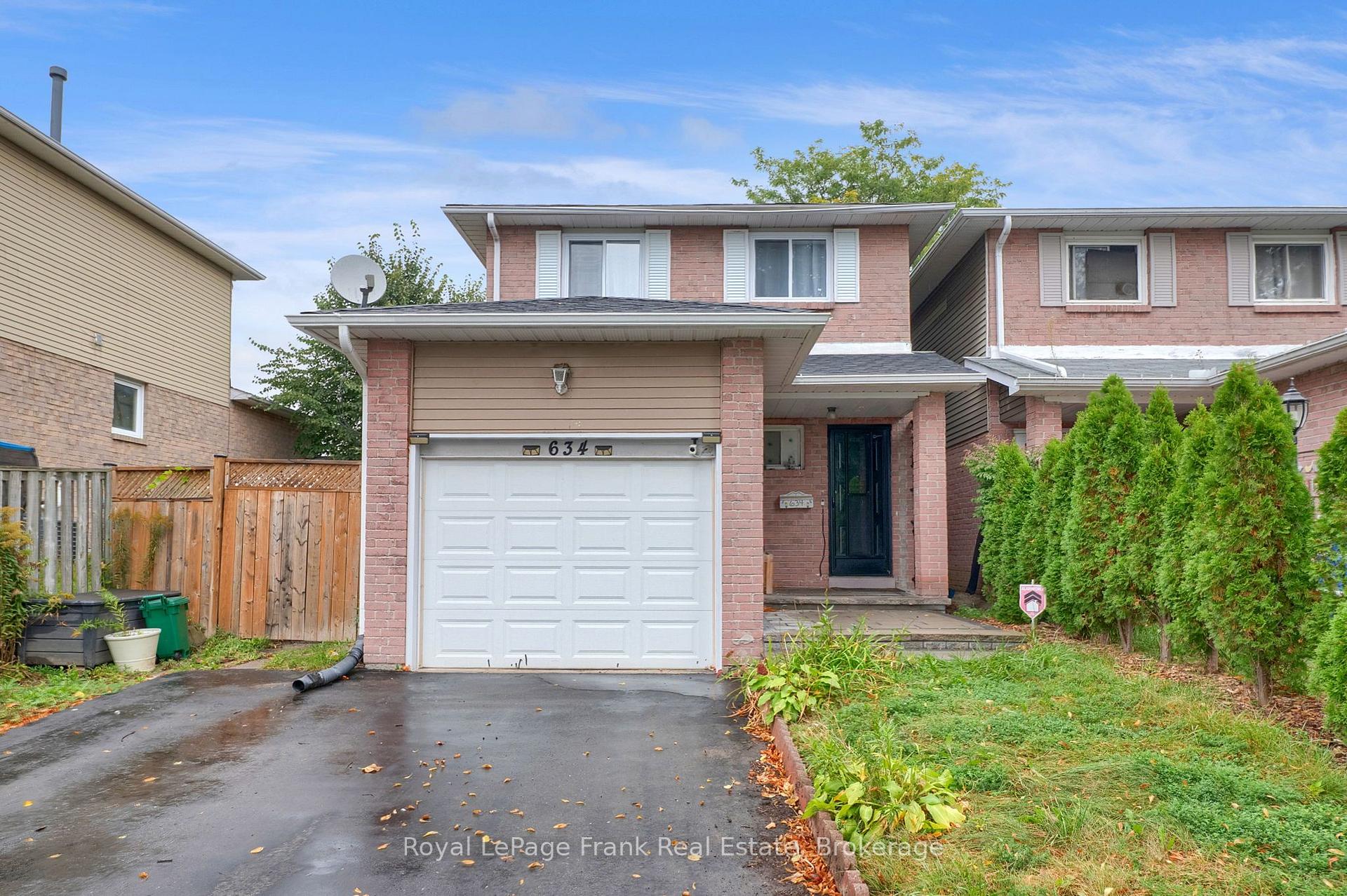 Photo 4 of 634 Down Crescent, Oshawa, Donevan — HOMEH
