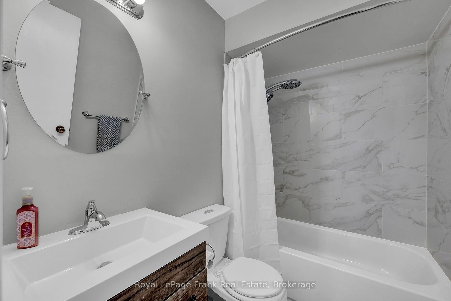 Photo 35 of 634 Down Crescent, Oshawa, Donevan — HOMEH