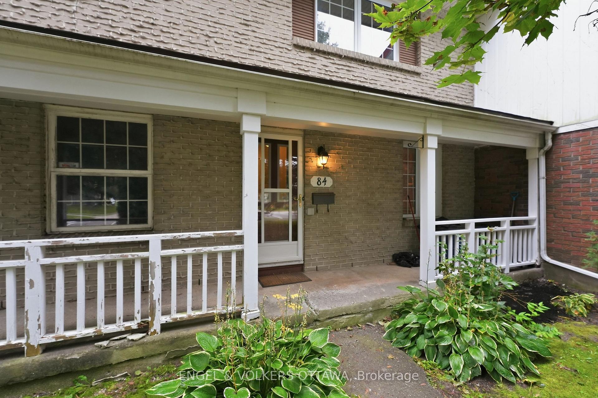 Photo 2 of 84 Monterey Drive, Ottawa, Leslie Park — HOMEH