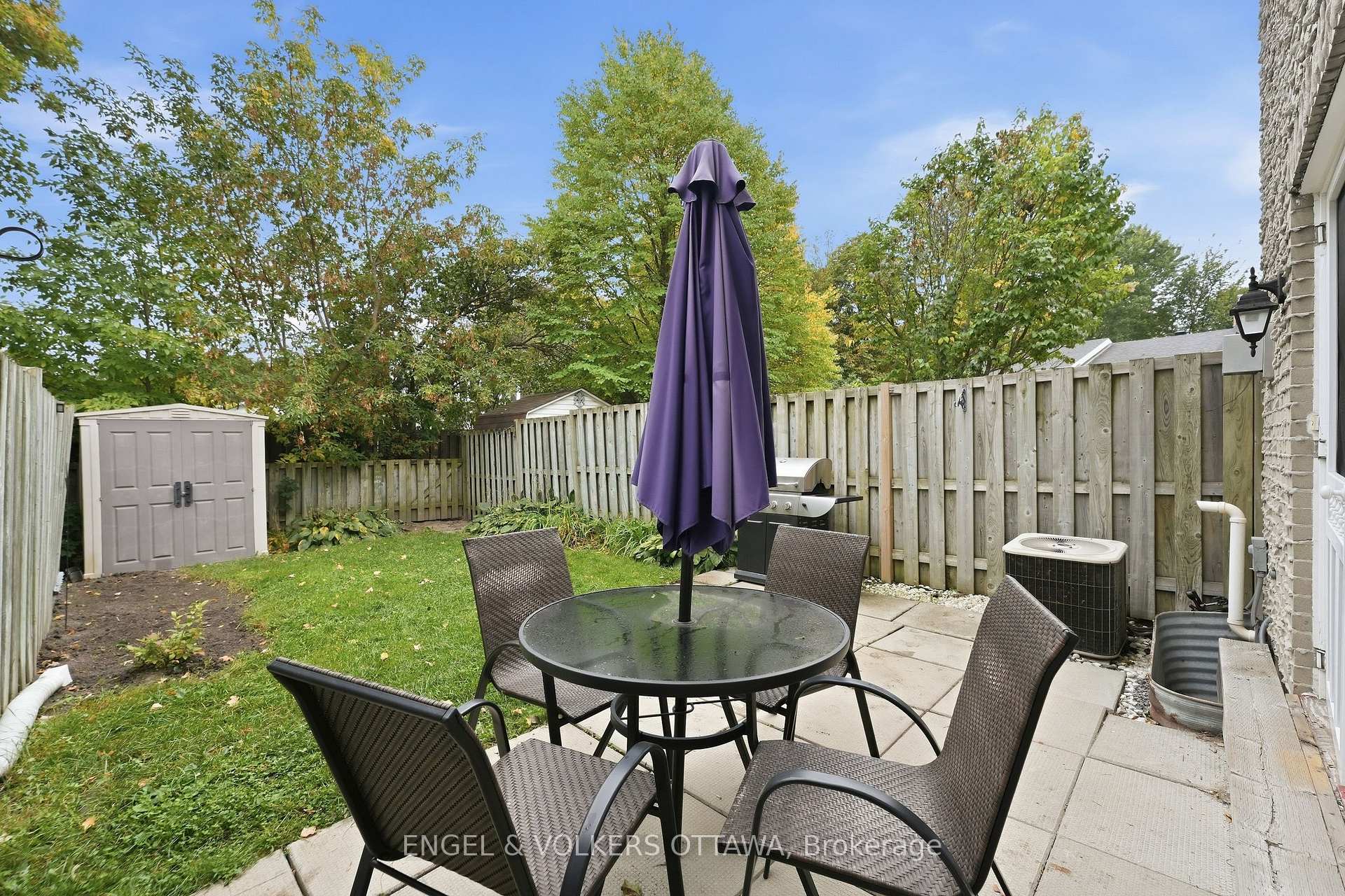 Photo 21 of 84 Monterey Drive, Ottawa, Leslie Park — HOMEH