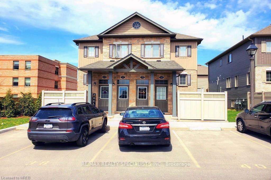 Photo of Unit 41, 3200 Singleton Avenue