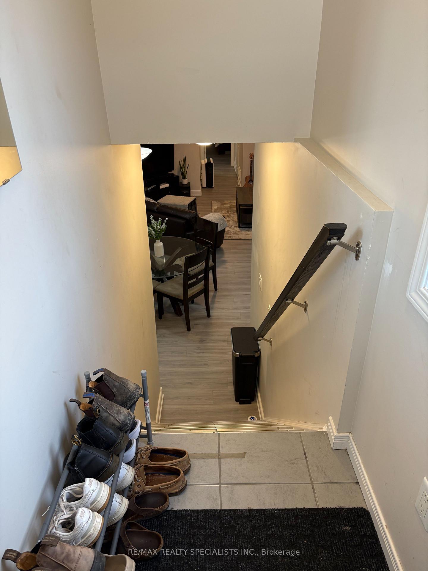 Photo 4 of Unit 41, 3200 Singleton Avenue, London, South W — HOMEH