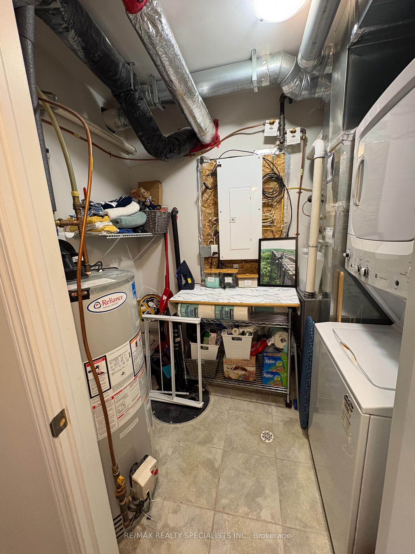 Photo 18 of Unit 41, 3200 Singleton Avenue, London, South W — HOMEH