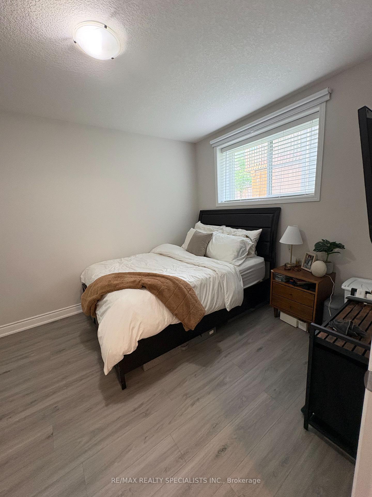 Photo 19 of Unit 41, 3200 Singleton Avenue, London, South W — HOMEH