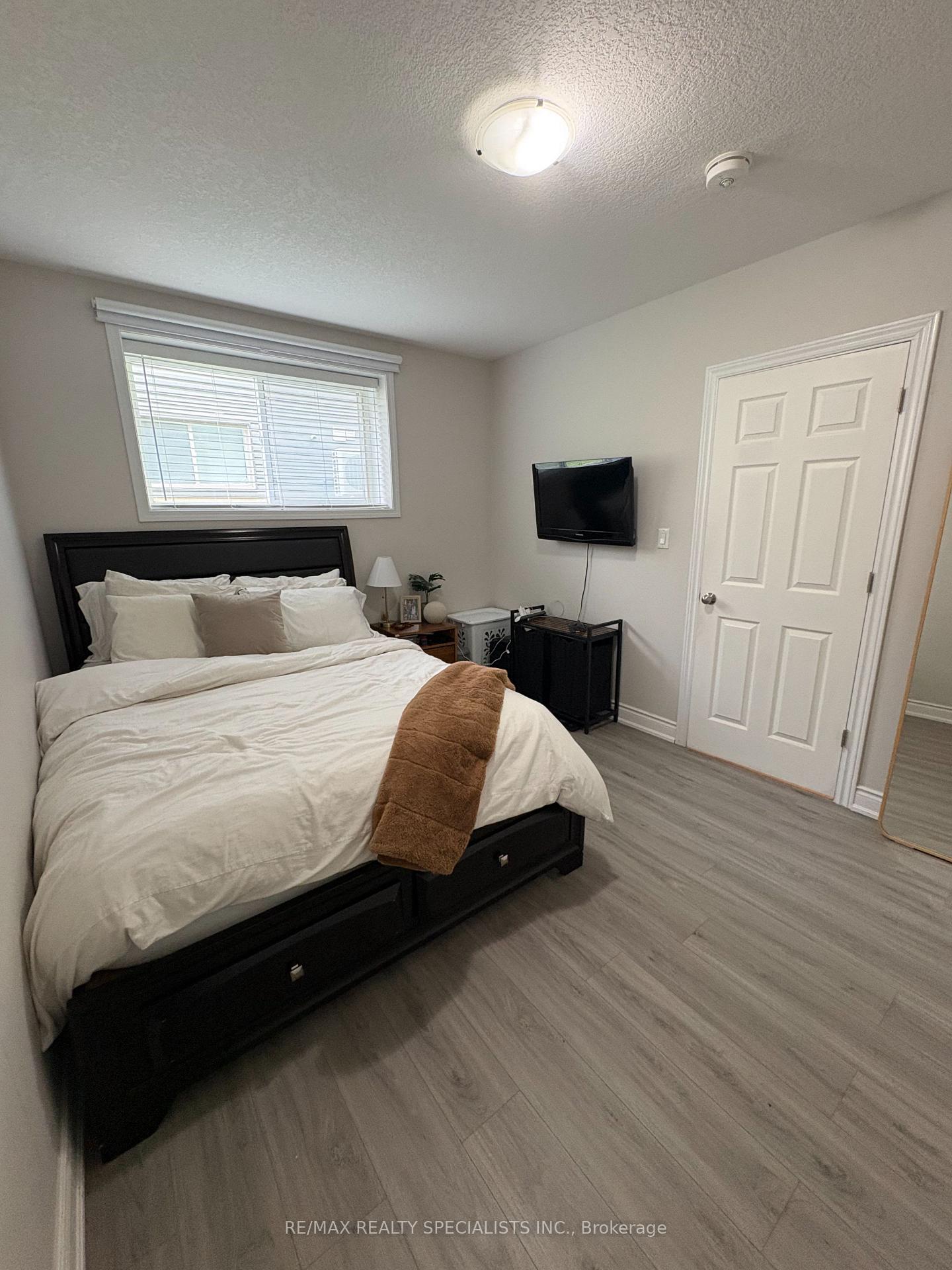 Photo 20 of Unit 41, 3200 Singleton Avenue, London, South W — HOMEH