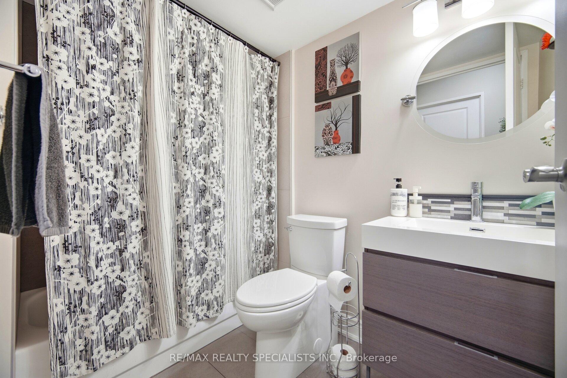 Photo 6 of Unit 611, 1 Rowntree Road, Etobicoke, Mount Olive-Silverstone-Jamestown — HOMEH