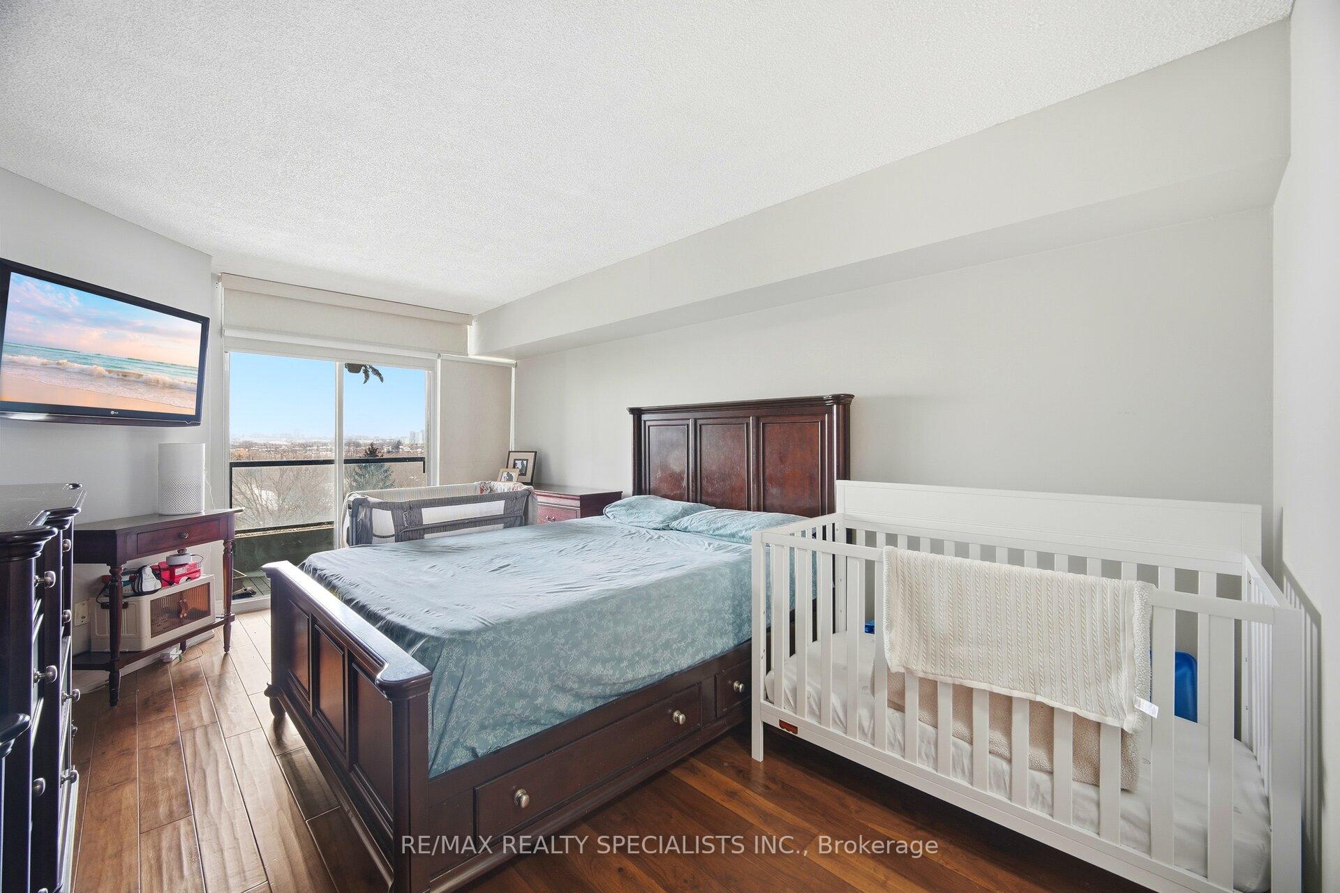 Photo 7 of Unit 611, 1 Rowntree Road, Etobicoke, Mount Olive-Silverstone-Jamestown — HOMEH