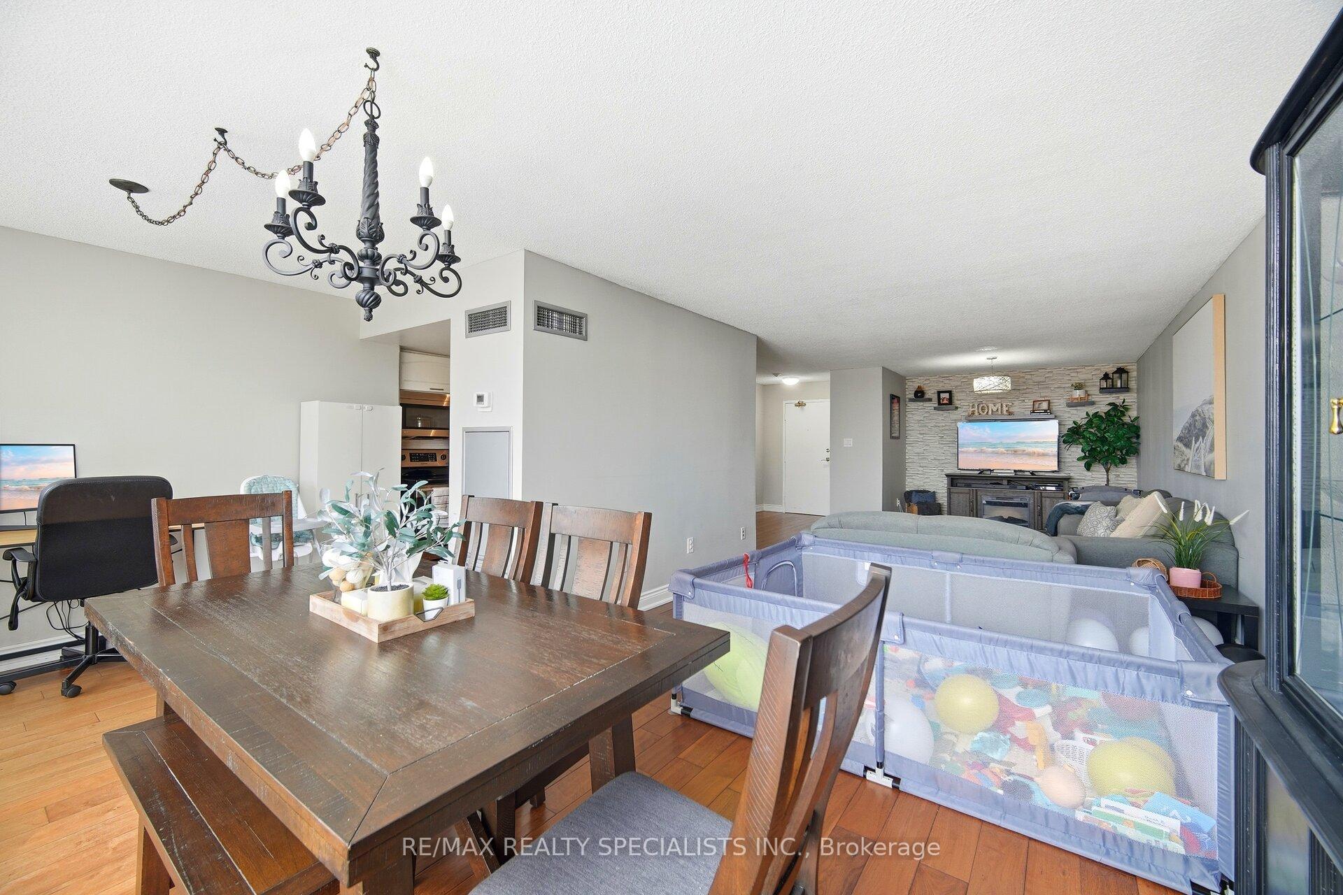 Photo 20 of Unit 611, 1 Rowntree Road, Etobicoke, Mount Olive-Silverstone-Jamestown — HOMEH