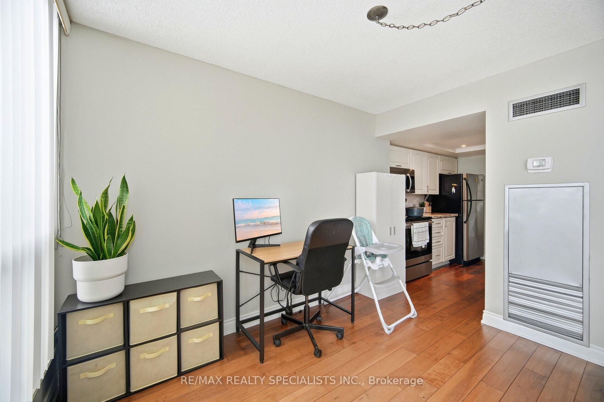 Photo 24 of Unit 611, 1 Rowntree Road, Etobicoke, Mount Olive-Silverstone-Jamestown — HOMEH