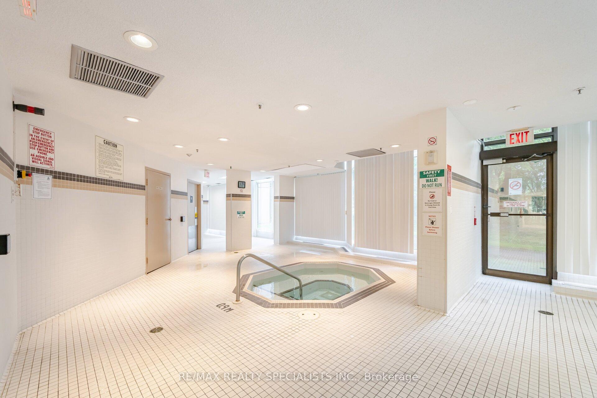 Photo 38 of Unit 611, 1 Rowntree Road, Etobicoke, Mount Olive-Silverstone-Jamestown — HOMEH