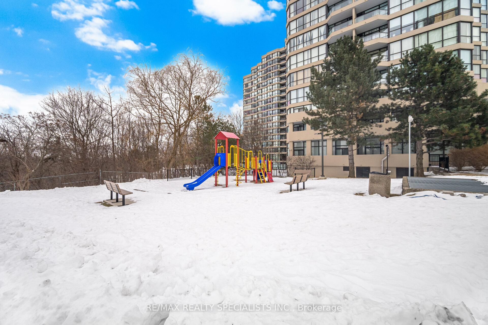 Photo 41 of Unit 611, 1 Rowntree Road, Etobicoke, Mount Olive-Silverstone-Jamestown — HOMEH