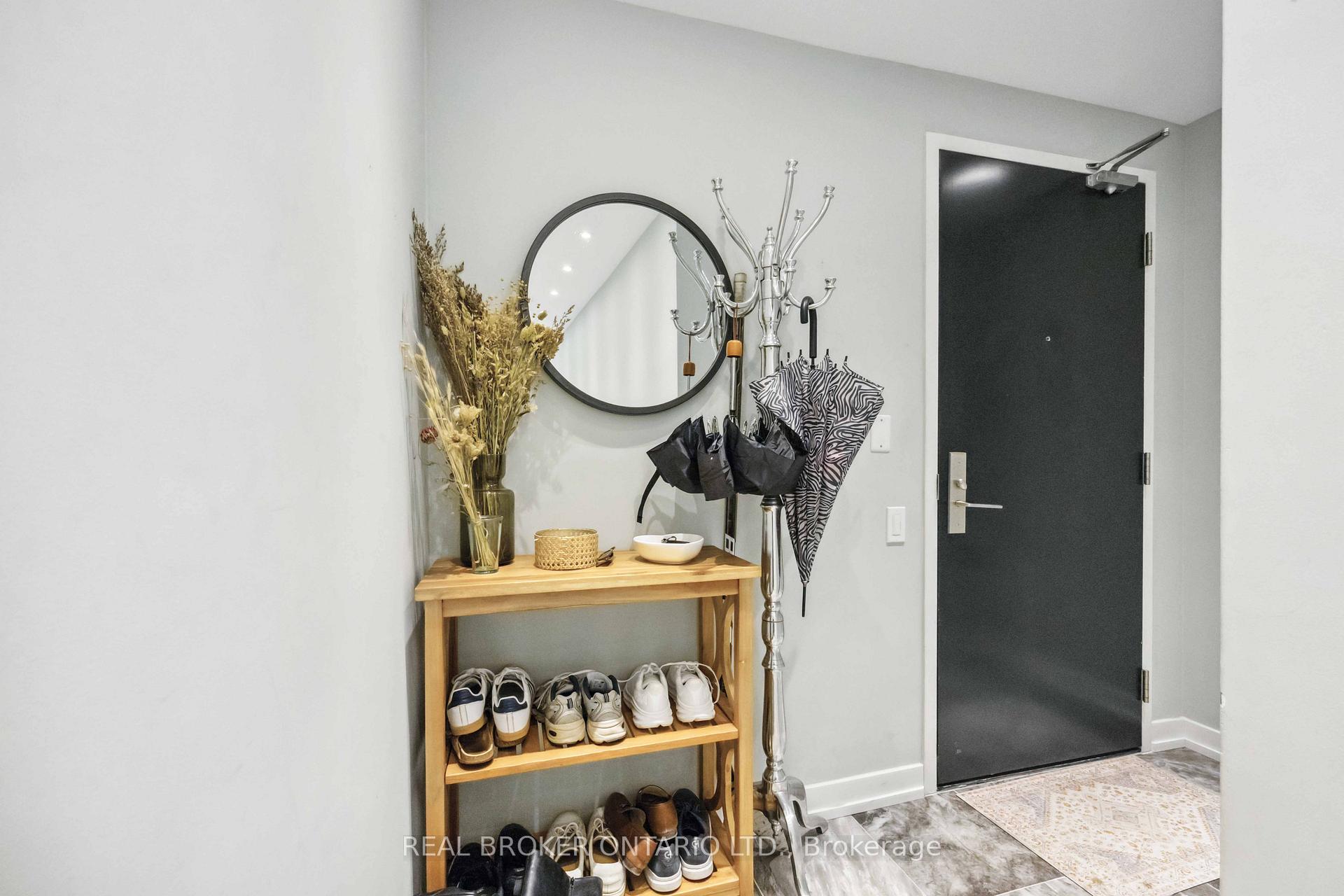 Photo 1 of Unit 222, 95 Bathurst Street, Toronto, Waterfront Communities — HOMEH