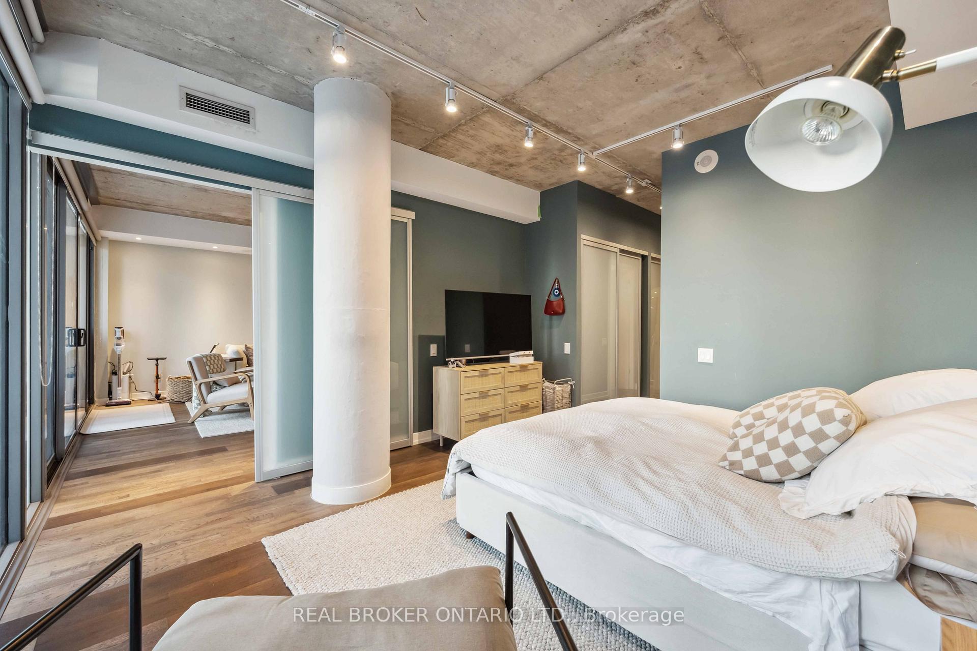 Photo 9 of Unit 222, 95 Bathurst Street, Toronto, Waterfront Communities — HOMEH