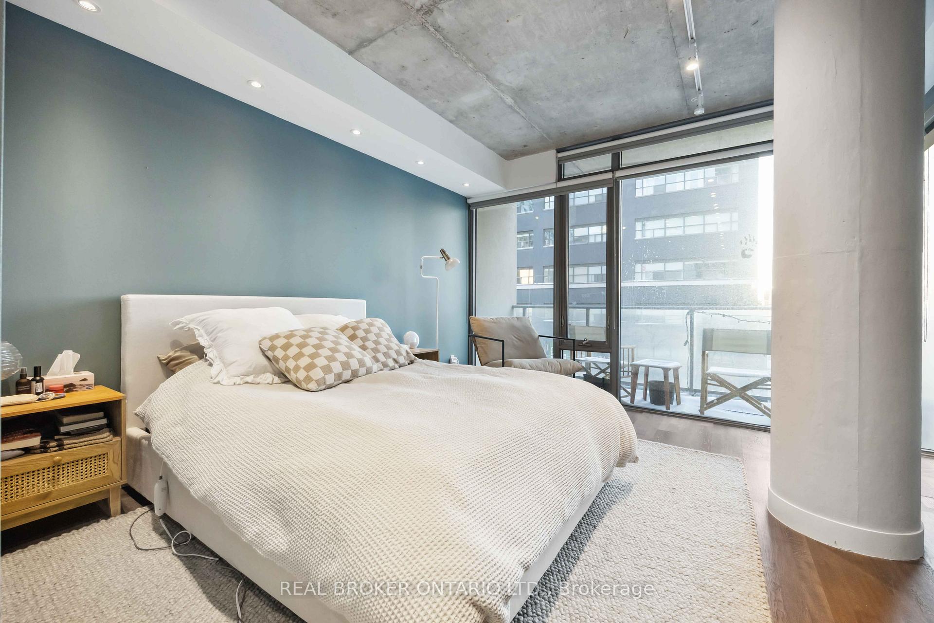 Photo 10 of Unit 222, 95 Bathurst Street, Toronto, Waterfront Communities — HOMEH