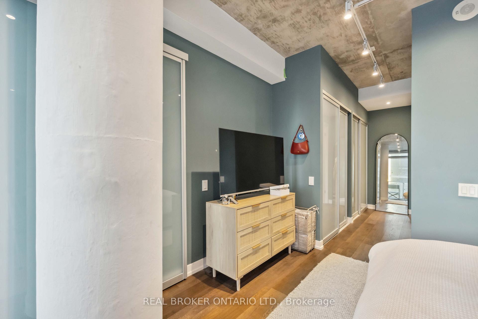 Photo 11 of Unit 222, 95 Bathurst Street, Toronto, Waterfront Communities — HOMEH