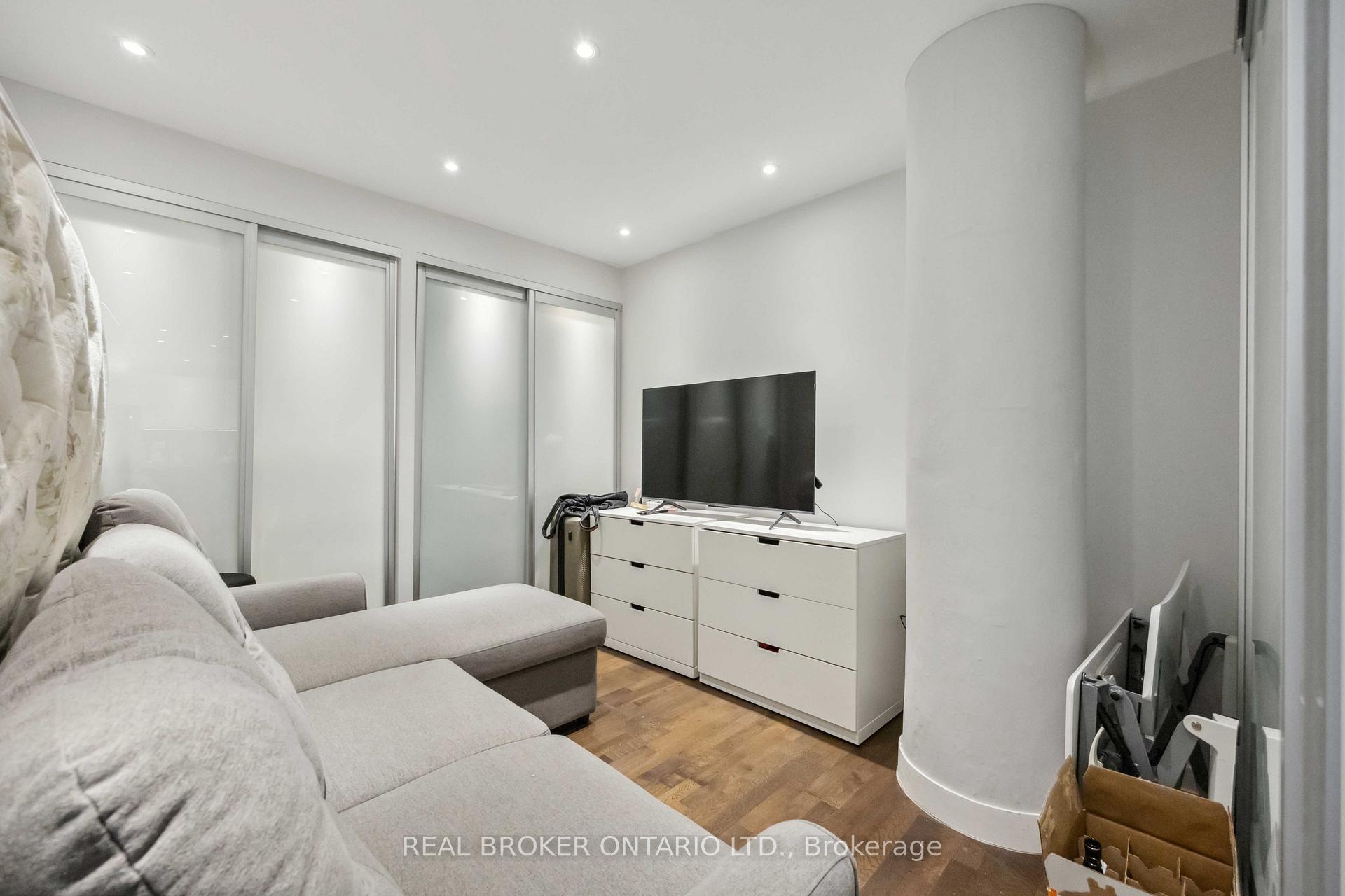 Photo 13 of Unit 222, 95 Bathurst Street, Toronto, Waterfront Communities — HOMEH