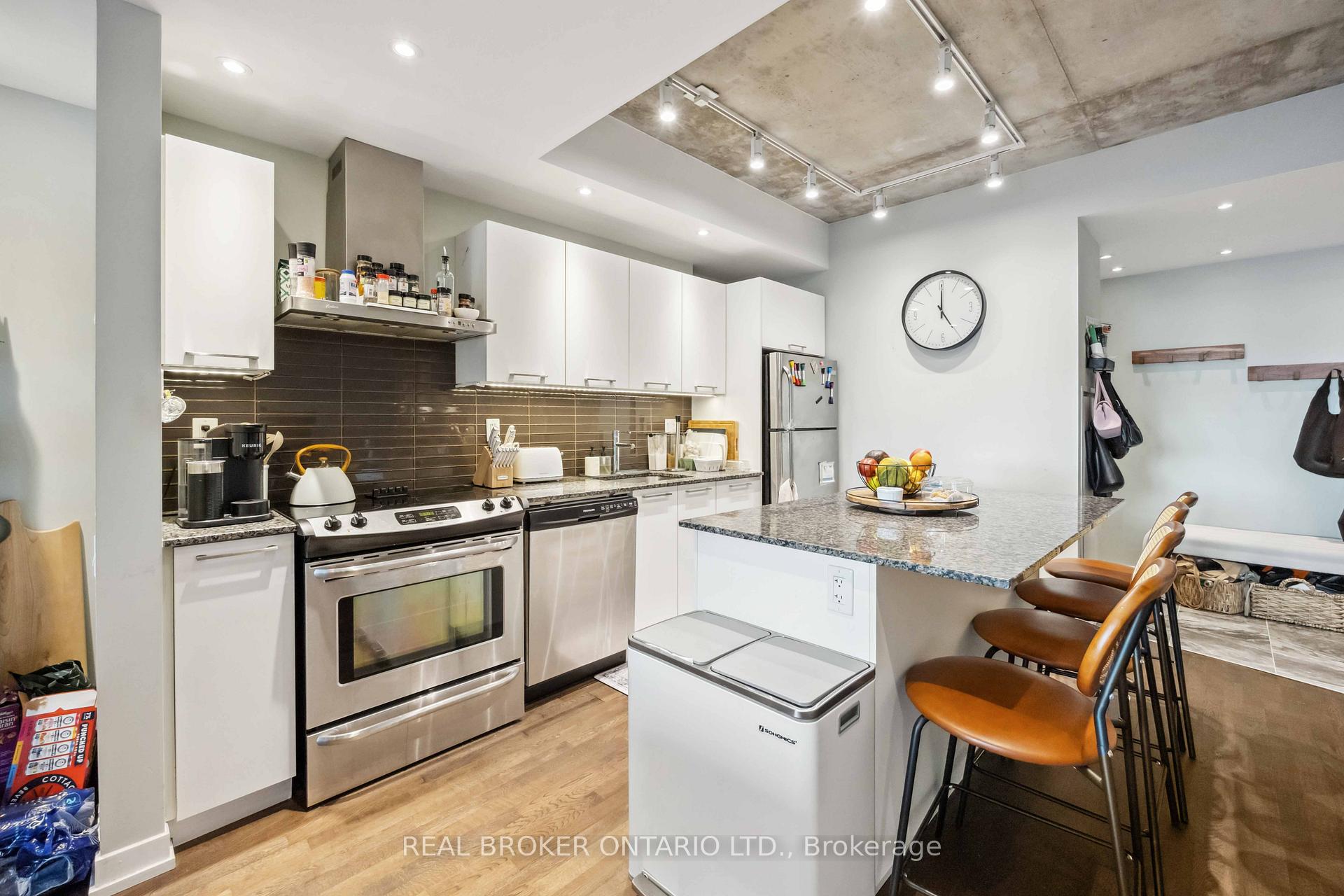 Photo 21 of Unit 222, 95 Bathurst Street, Toronto, Waterfront Communities — HOMEH