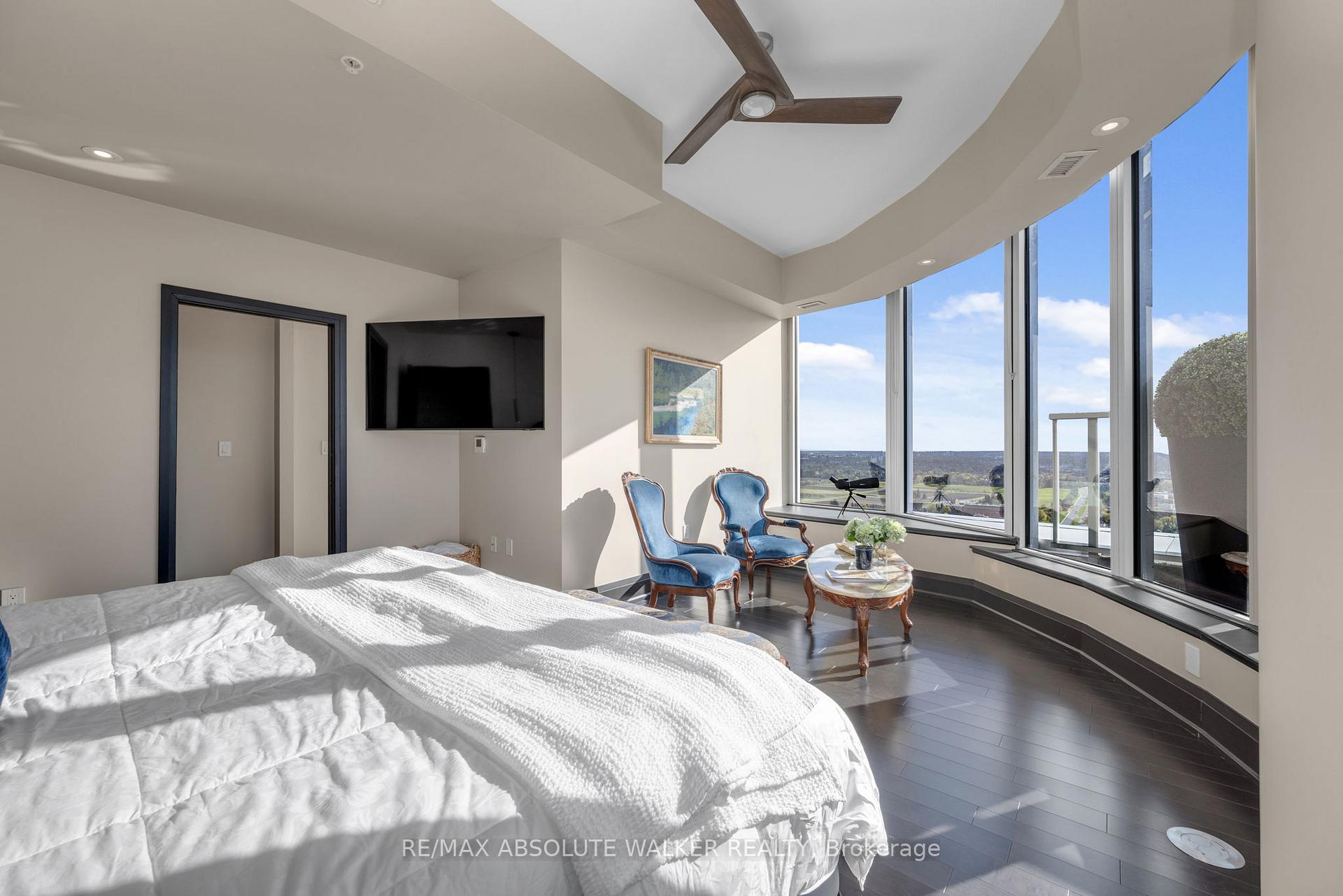 Photo 21 of Unit 4101, 805 Carling Avenue, Ottawa, West Centre Town — HOMEH