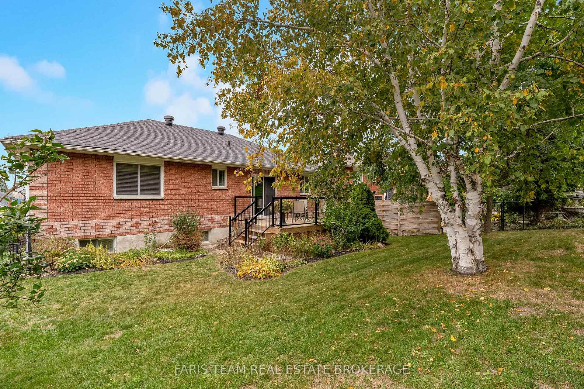 Photo 22 of 4 Charles Street, Penetanguishene — HOMEH