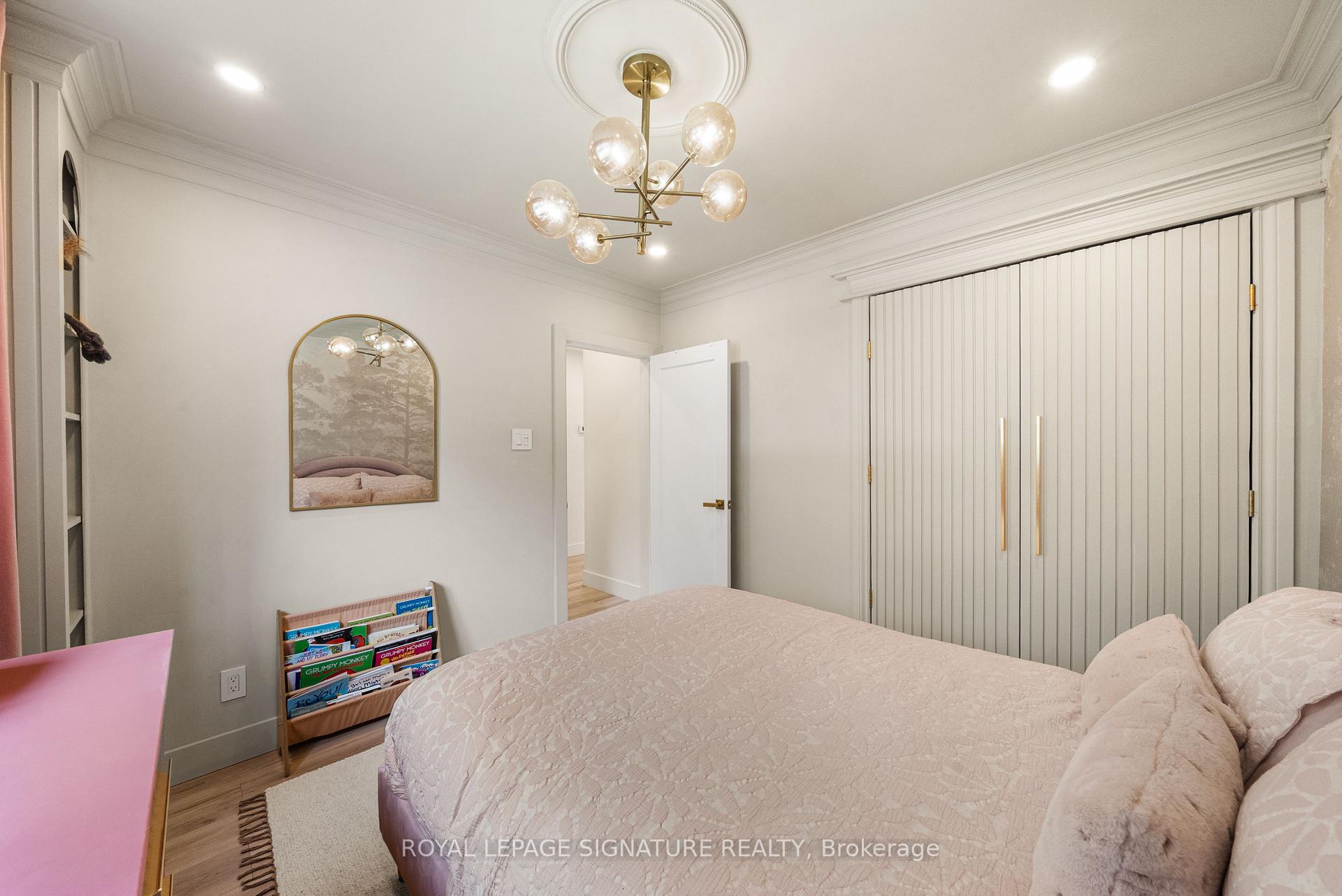Photo 21 of 75 Rangoon Road, Etobicoke, Eringate-Centennial-West Deane — HOMEH
