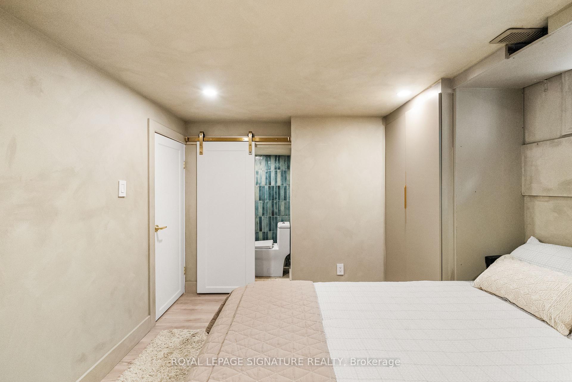Photo 27 of 75 Rangoon Road, Etobicoke, Eringate-Centennial-West Deane — HOMEH