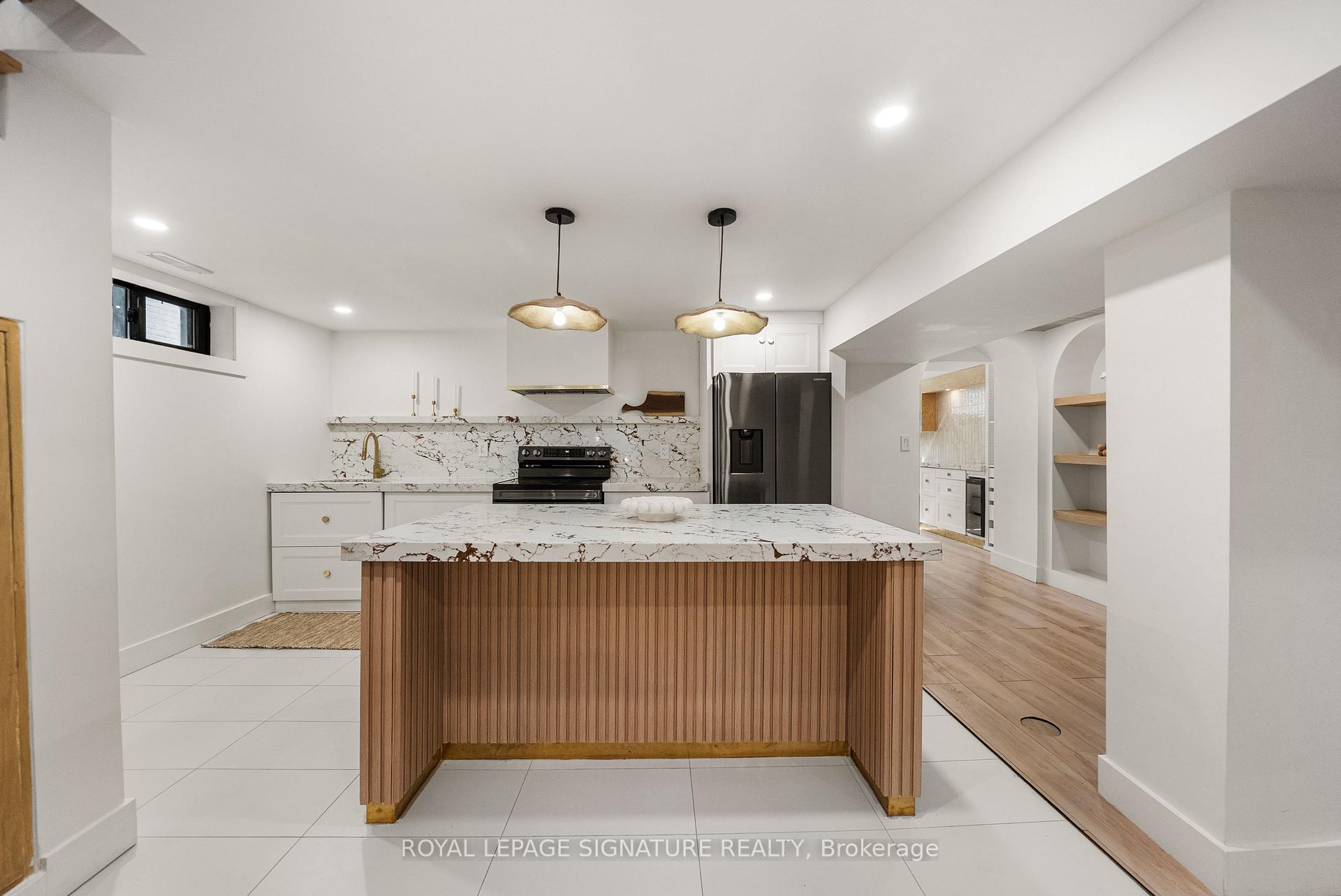 Photo 29 of 75 Rangoon Road, Etobicoke, Eringate-Centennial-West Deane — HOMEH