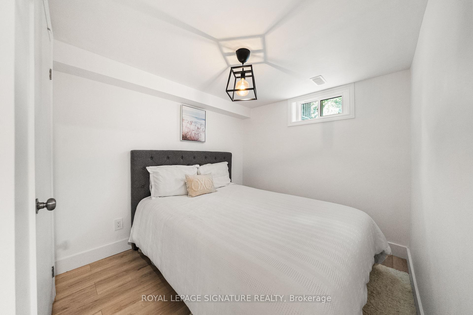 Photo 43 of 75 Rangoon Road, Etobicoke, Eringate-Centennial-West Deane — HOMEH
