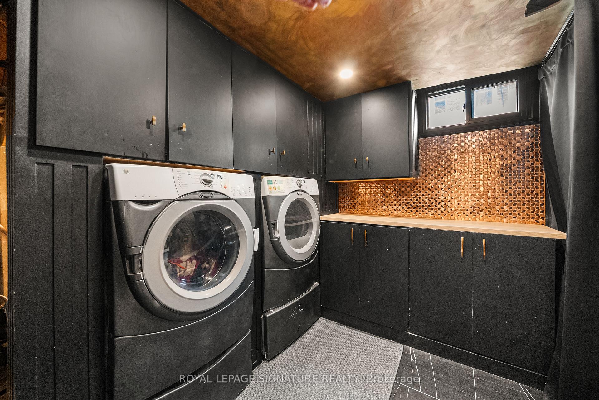 Photo 45 of 75 Rangoon Road, Etobicoke, Eringate-Centennial-West Deane — HOMEH