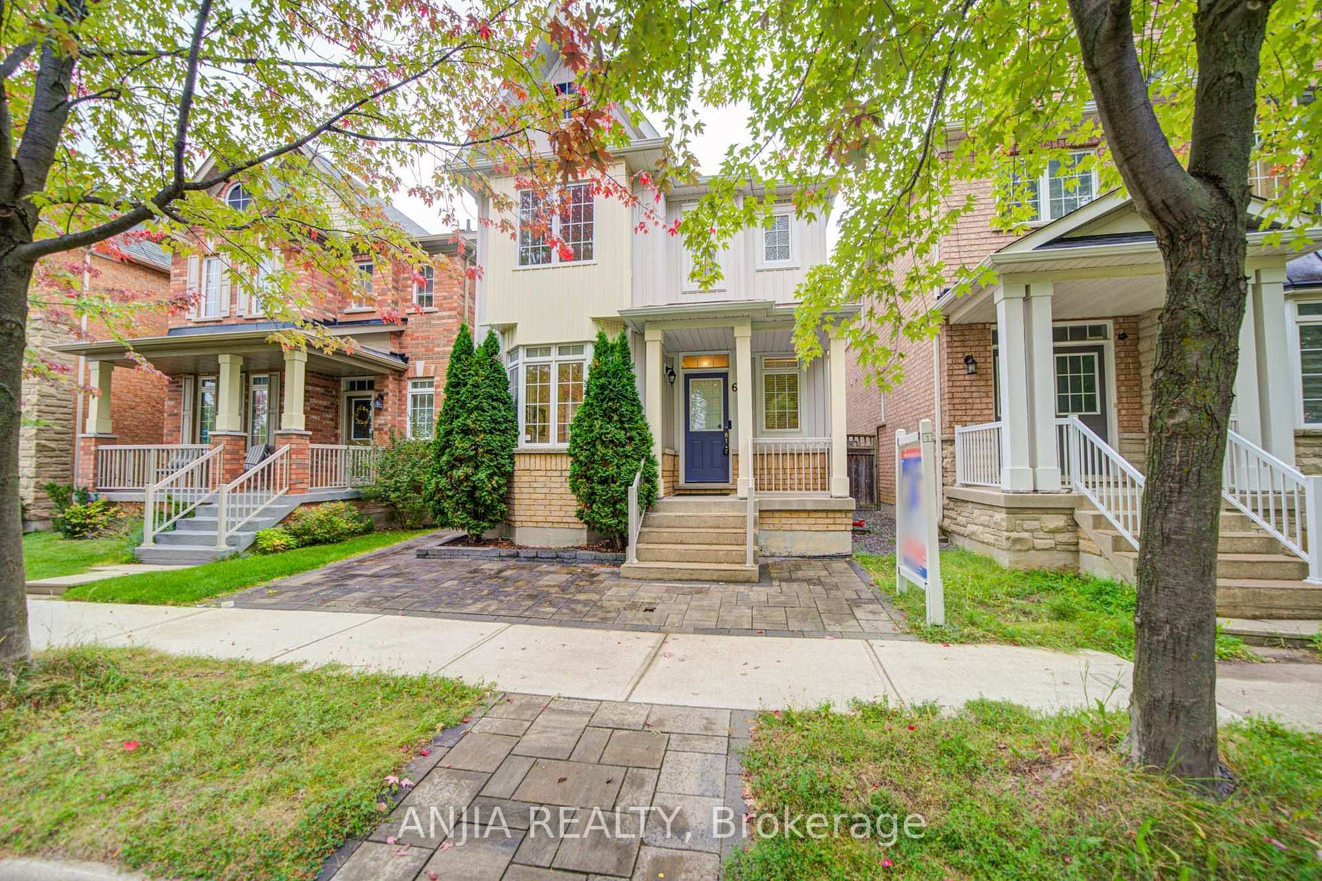 Photo 2 of 6 Wildmoor Street, Markham, Cornell — HOMEH