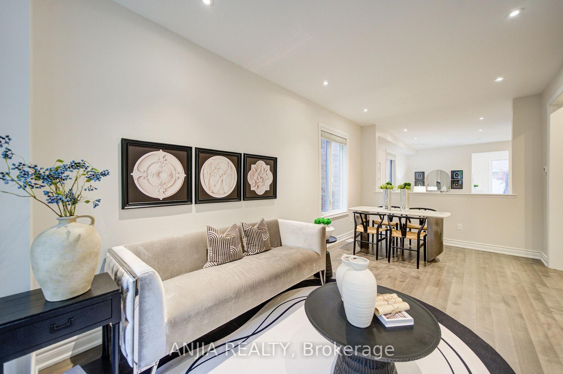 Photo 8 of 6 Wildmoor Street, Markham, Cornell — HOMEH
