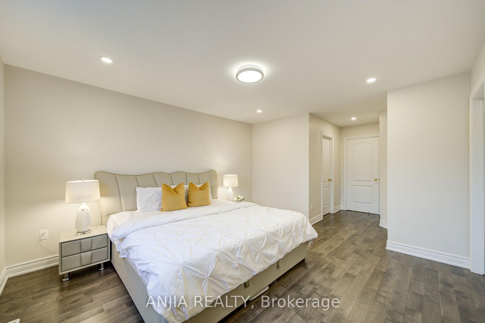 Photo 28 of 6 Wildmoor Street, Markham, Cornell — HOMEH