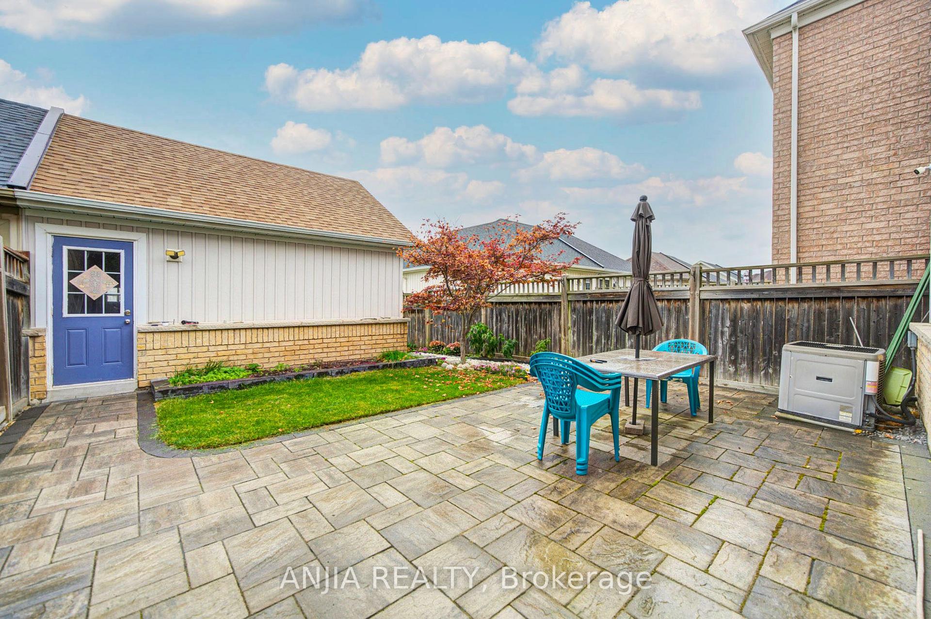 Photo 34 of 6 Wildmoor Street, Markham, Cornell — HOMEH