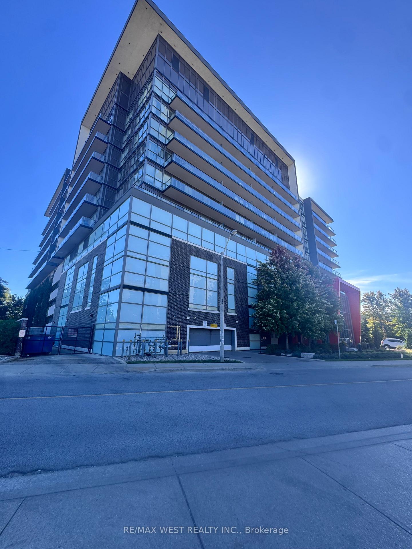 Front of Unit 830, 15 James Finlay Way